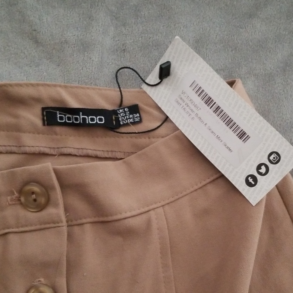 Button Down Skirt - Picture 2 of 2